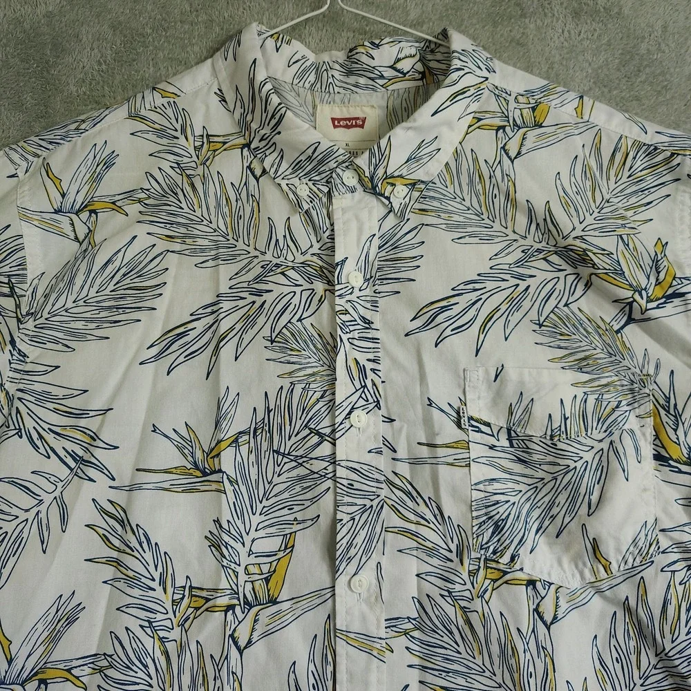 Levi's Men Button Up Shirt XL‎ Green Sketch Type Relaxed Hawaiian Pocket Collar